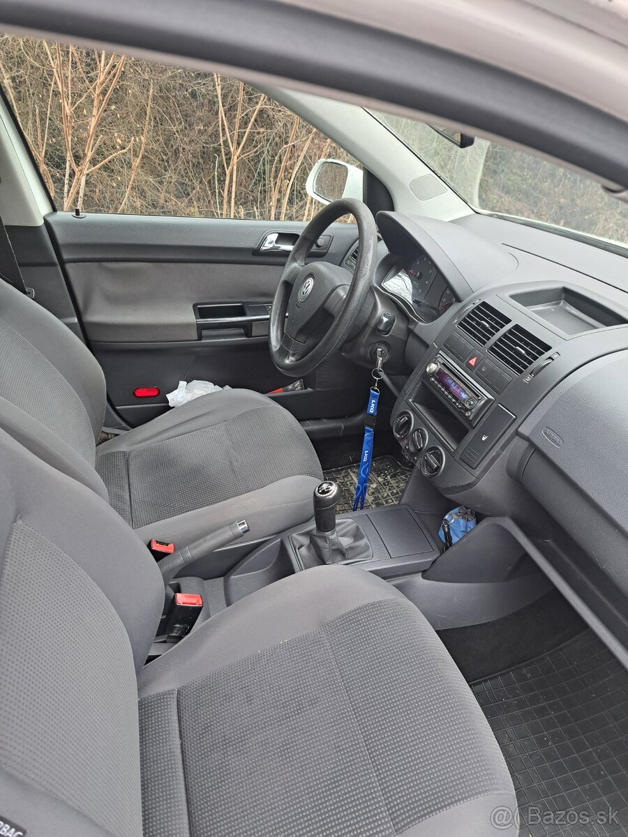 Volkswagen Polo - 9