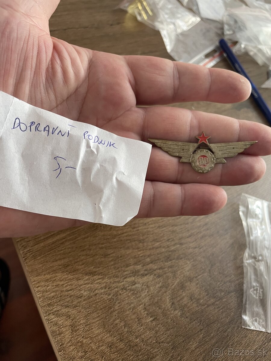 Vojenske Odznaky 8 - 9