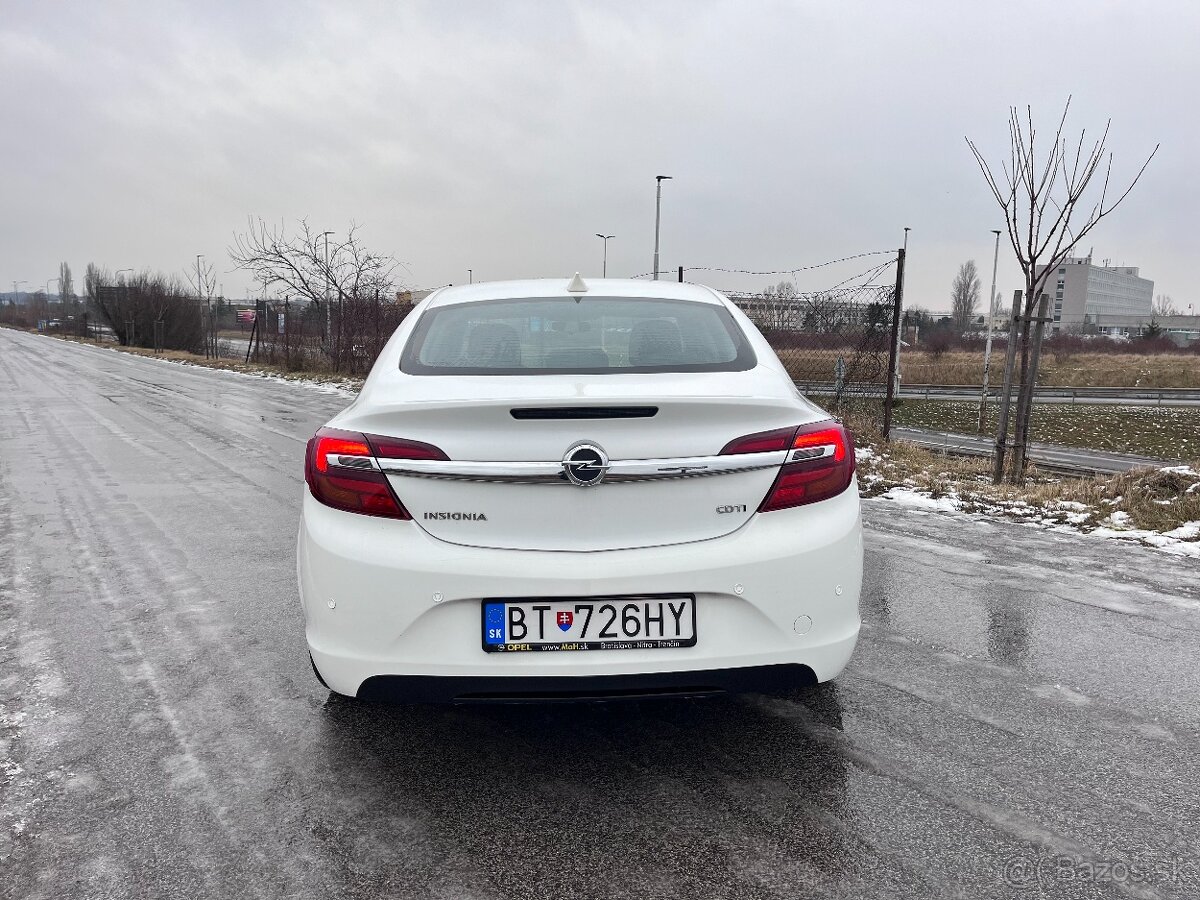 Predám Opel Insignia 1.6, nafta - 9