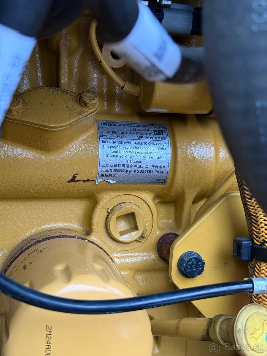 Caterpillar 301.6 - 9