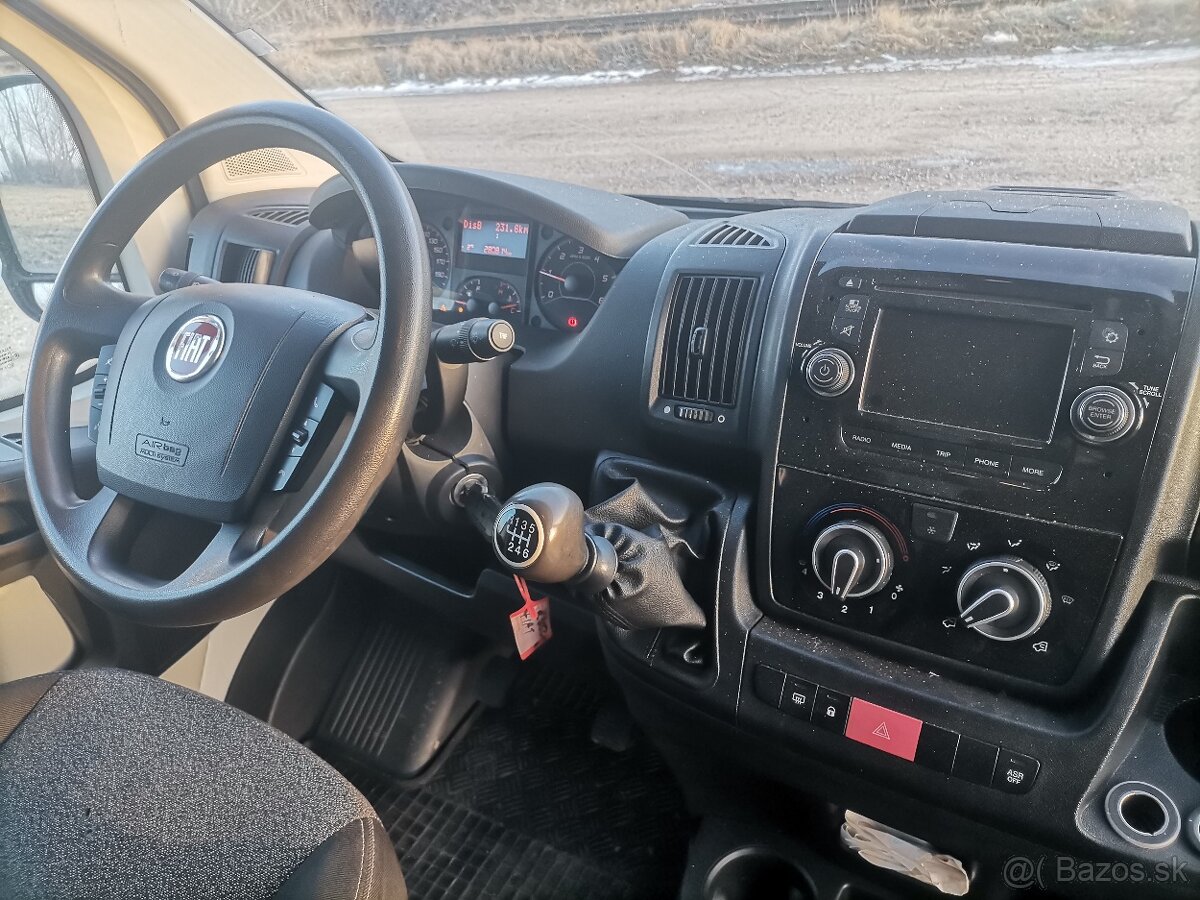 Fiat Ducato plachtová dodávka - 9