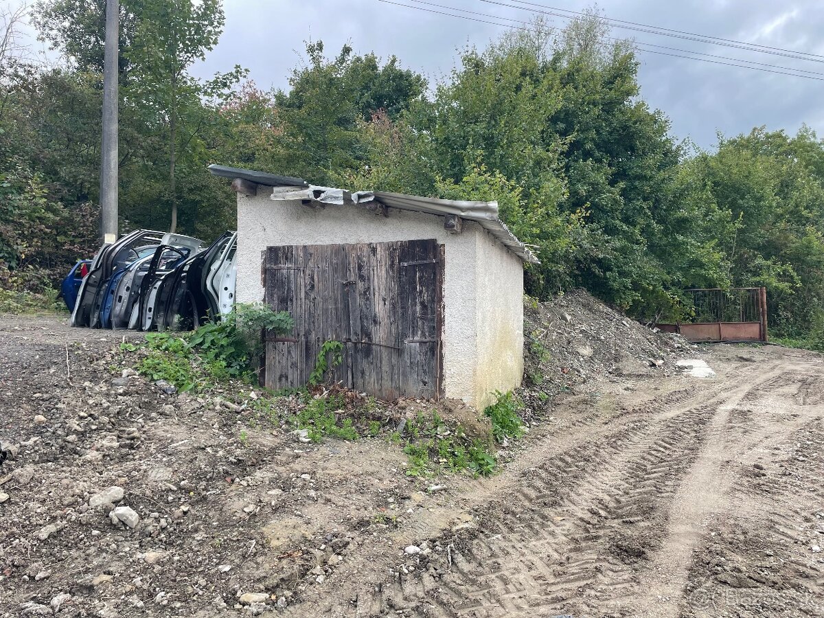 Prenájom garáže v Zádubní - 9