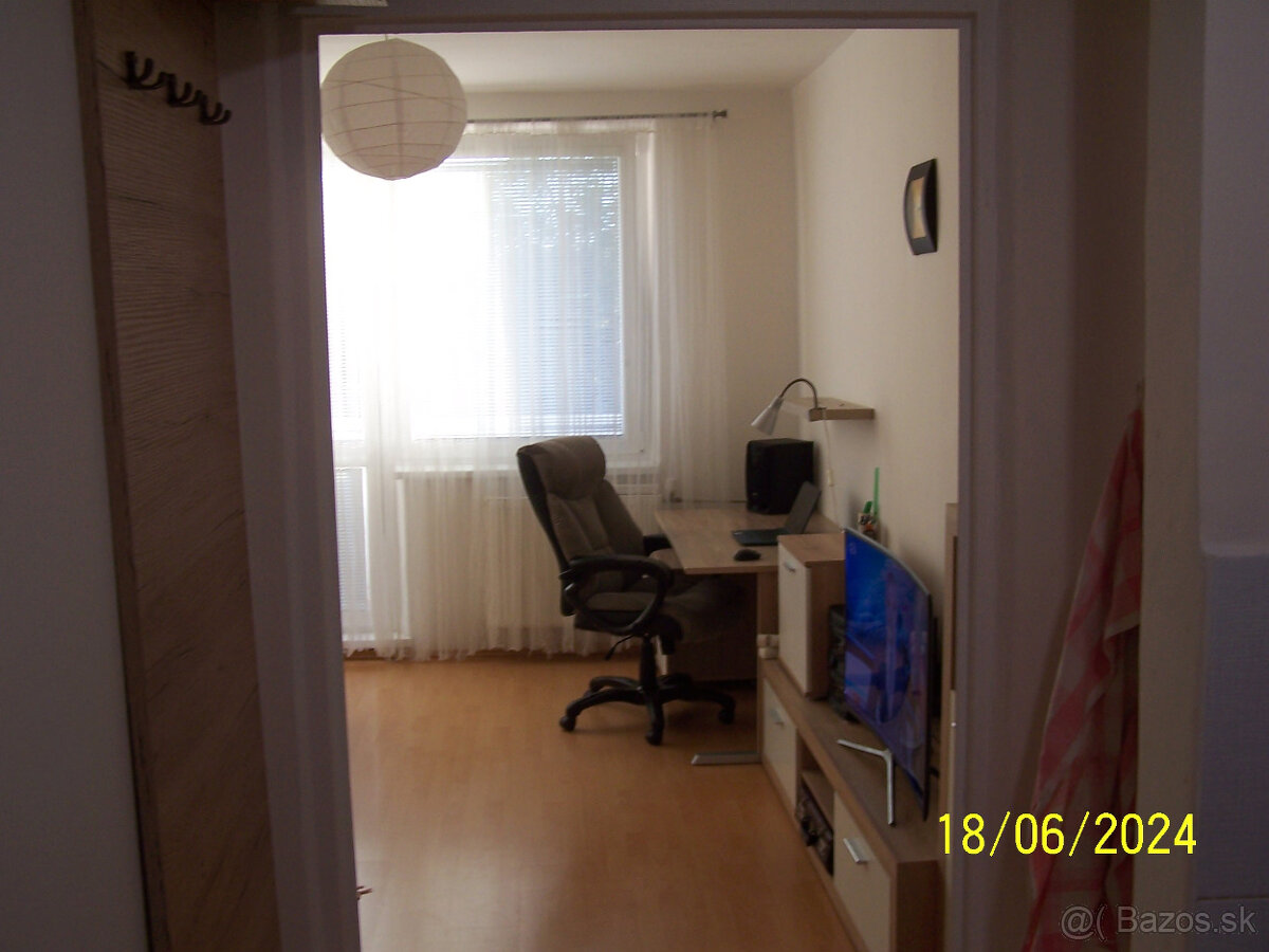 BA Rača prenájom garsonka Rybničná 61/A - 9