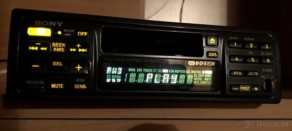 Sony XR - 4740 RDS - 9