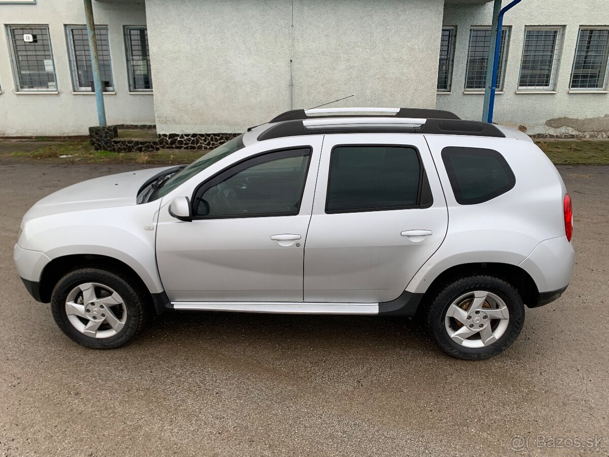 Dacia Duster 4x4 TOP STAV - 9