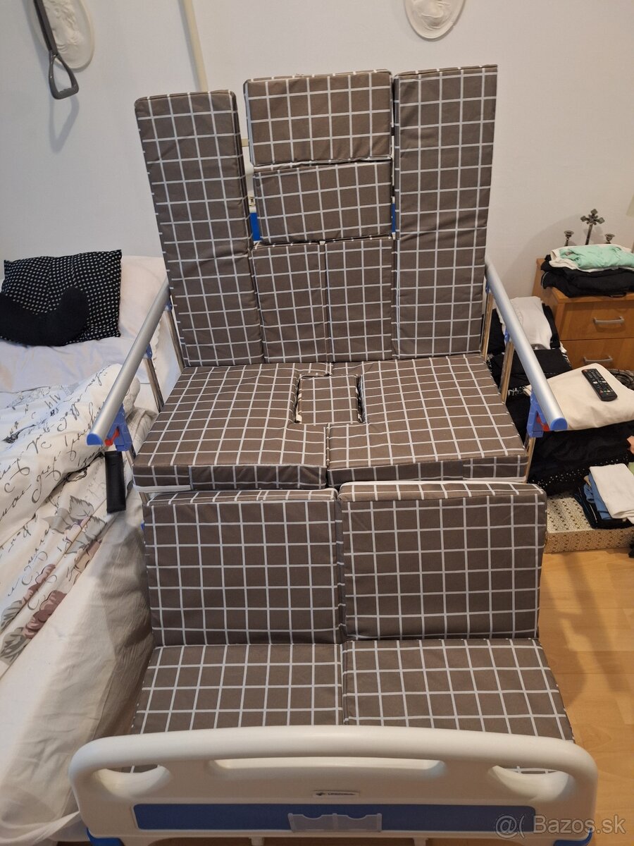 Elektrická polohovateľná zdravotná posteľ. - 9