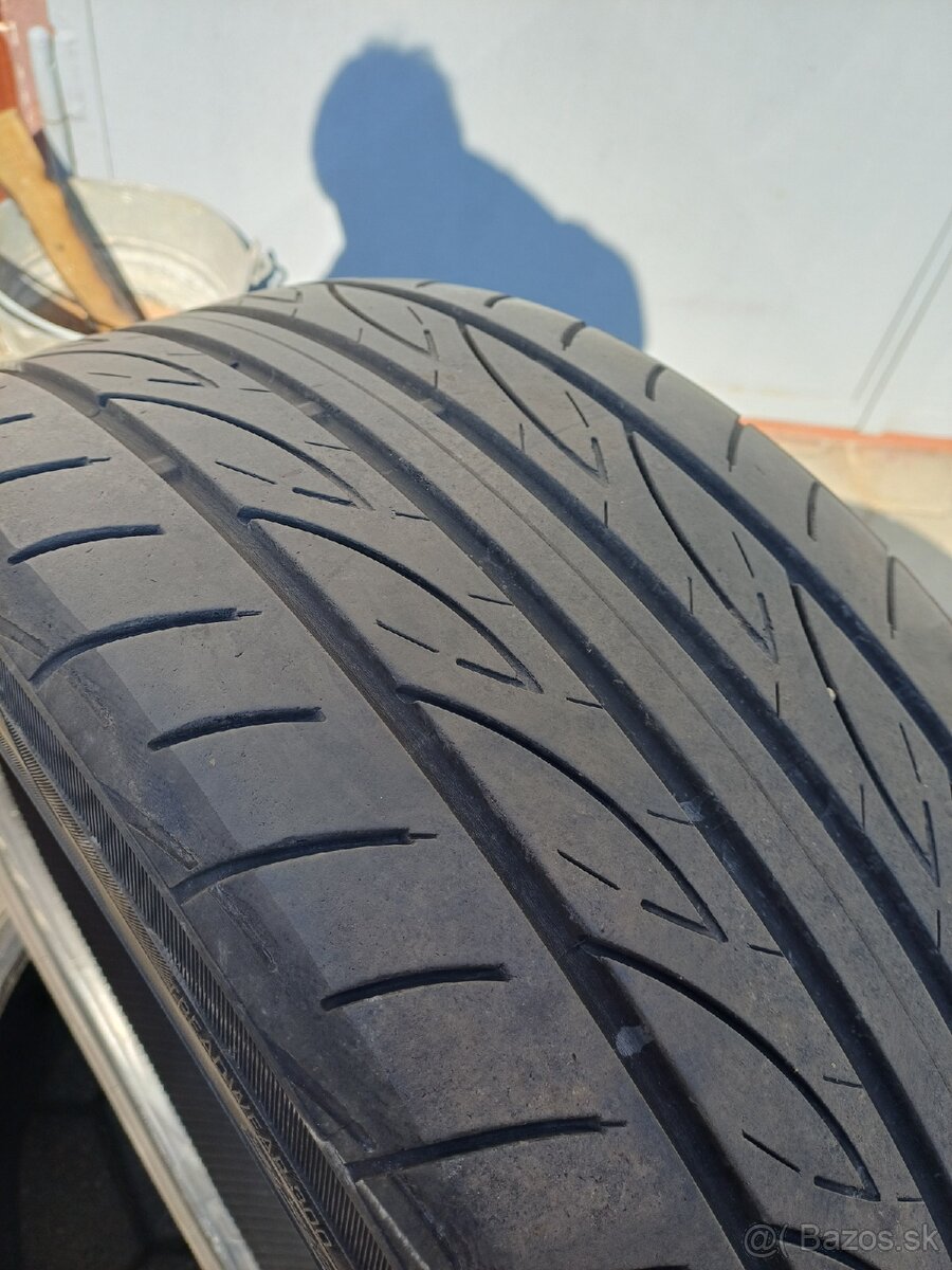Letné pneumatiky 225/40 r18 - 9