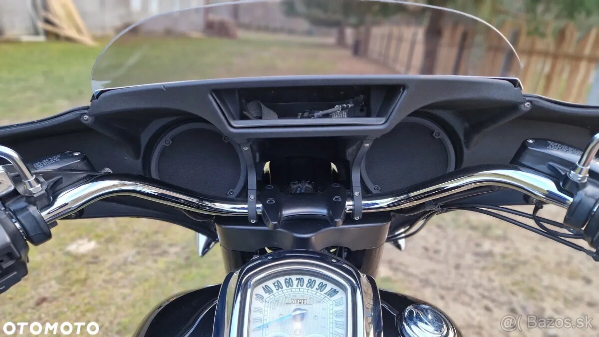 YAMAHA XV 1900 DELUXE 2011 - 9