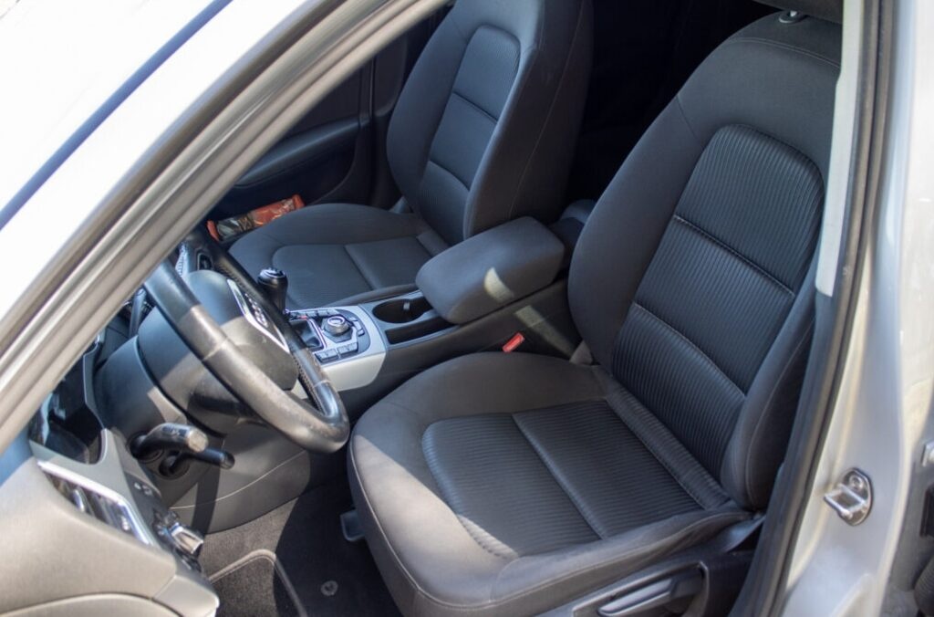 Audi A4 Avant 2.0 TDI 136k - 9