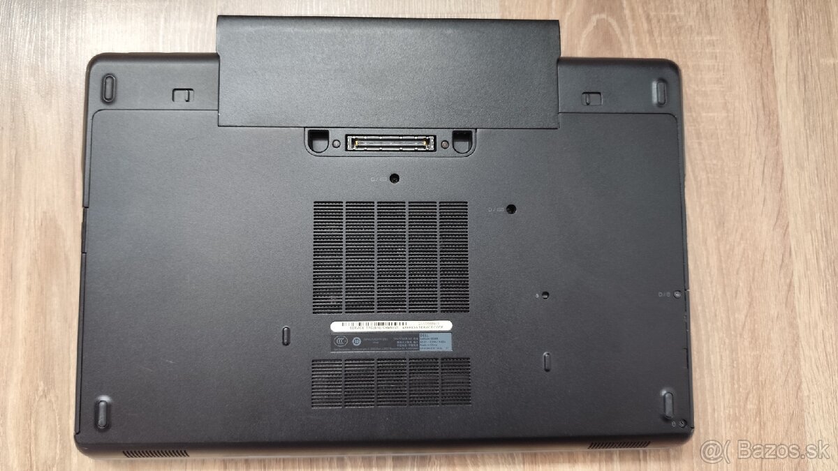 Dell Latitude E6540 - 9