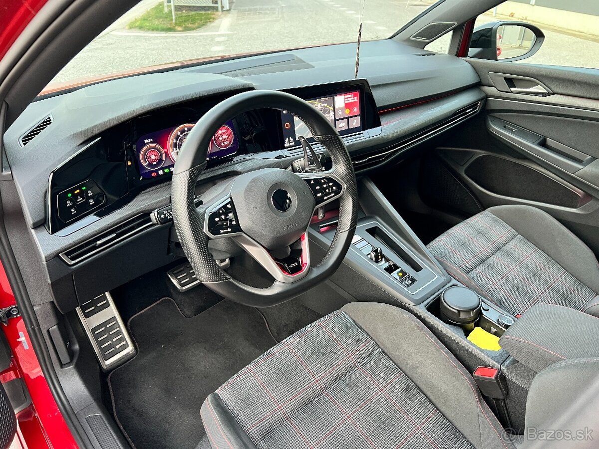 VW Golf 8 GTI 2,0 TSI DSG - 9