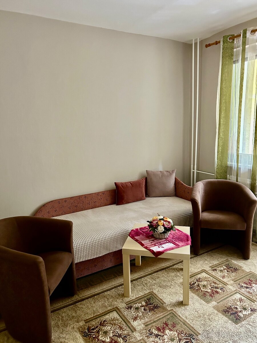 Predaj 3-izbový byt so zariadeným a parkovacím miestom - 9