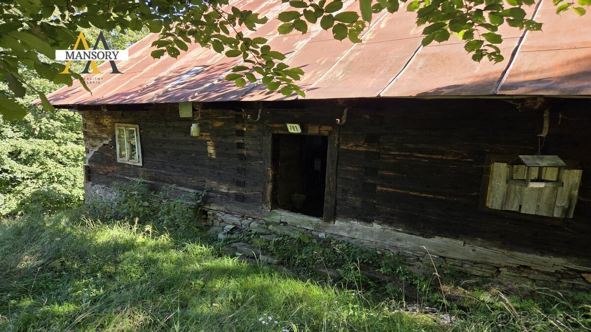 NA PREDAJ, Rodinný dom s pozemkom 2702m2 na samote Veľké Rov - 9