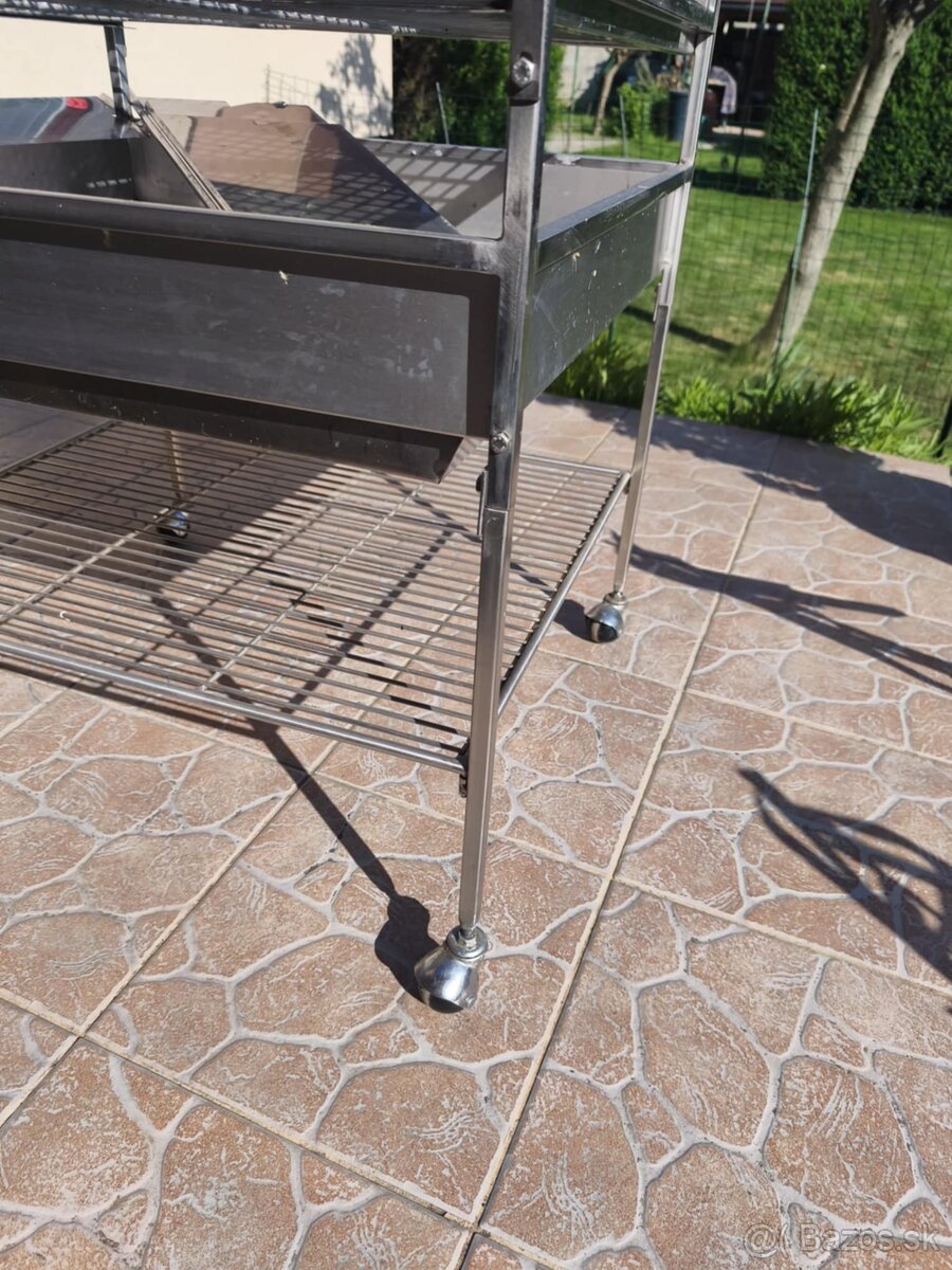 Parádna nerezová kletka pre väčších papagájov TERRA - 9