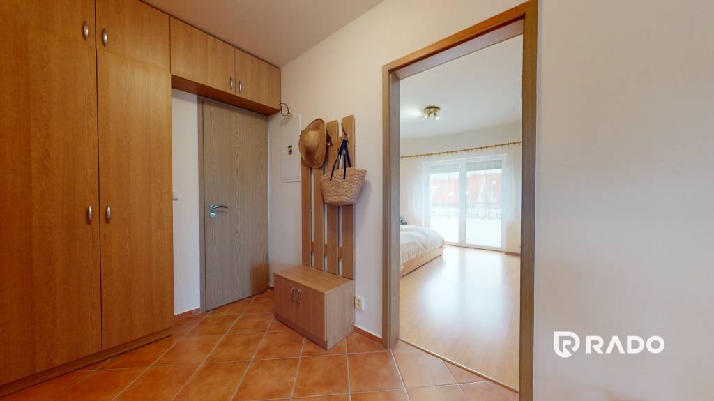 RADO | svetlý 2i byt + 200 m² záhrada | Biely Kostol - 9