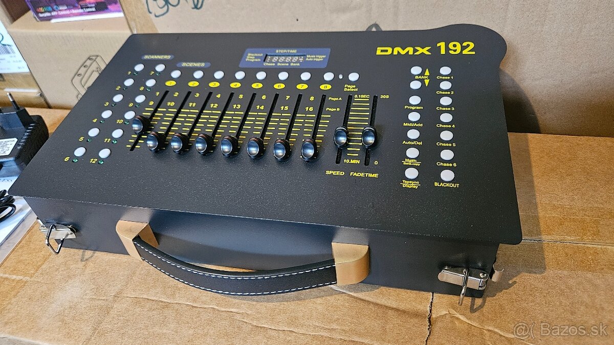 Dmx pult s 3 bezdrôtovými bateriovymi dmx prijimačmi - 9