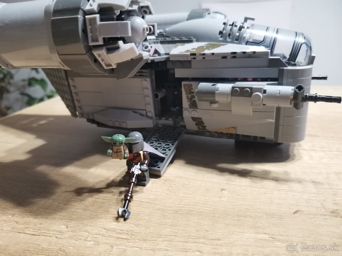 Star Wars - The Razor Crest - 9