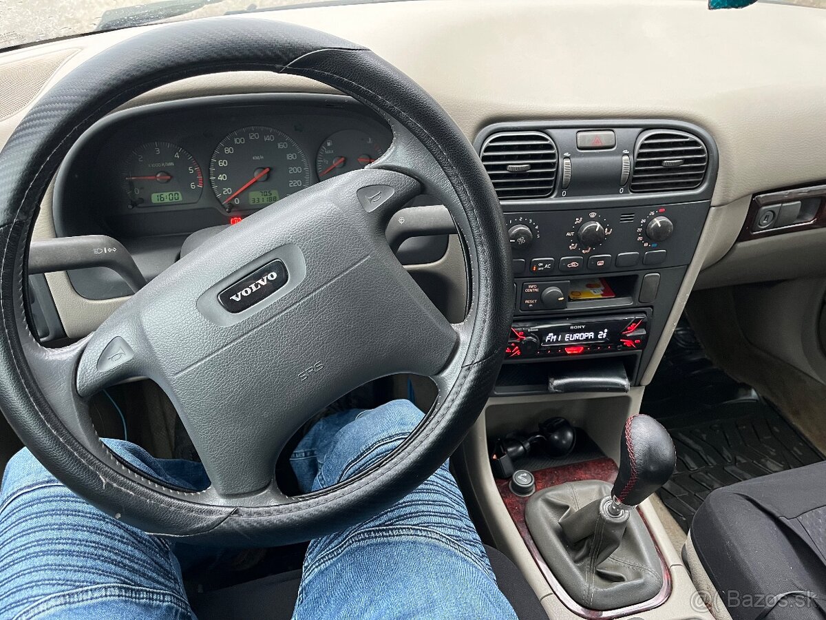 Volvo s40 1.9D 75Kw - 9