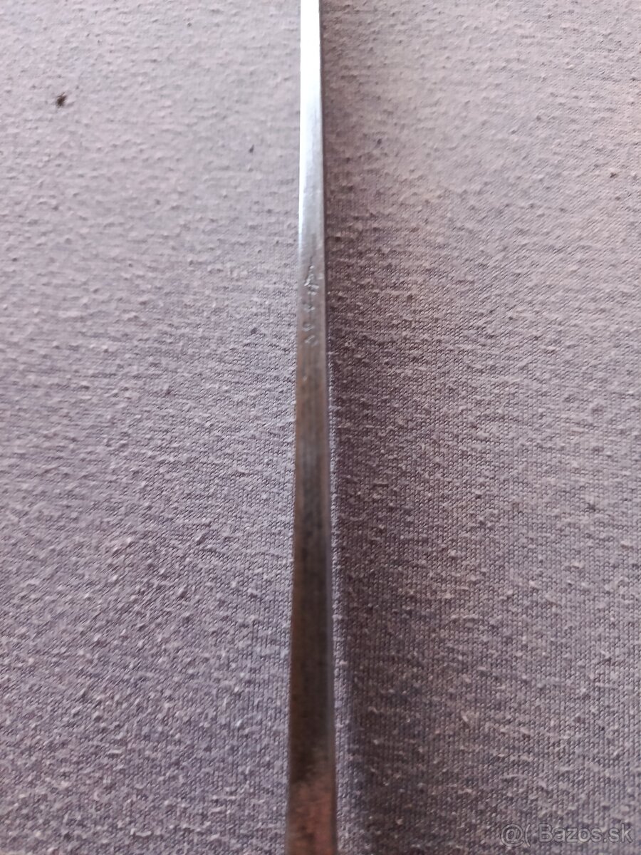 Tesak - 9