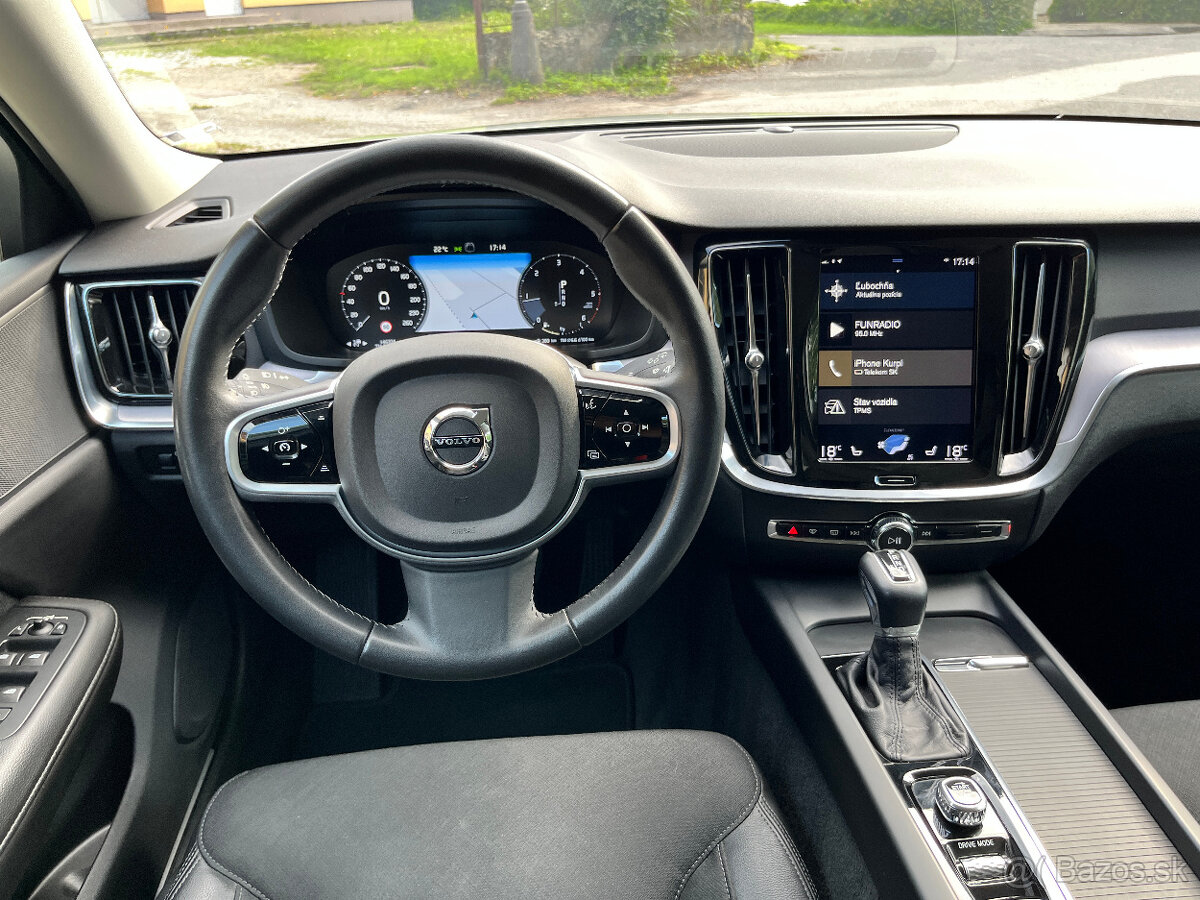 Volvo V60 Cross Country 4x4 - 9