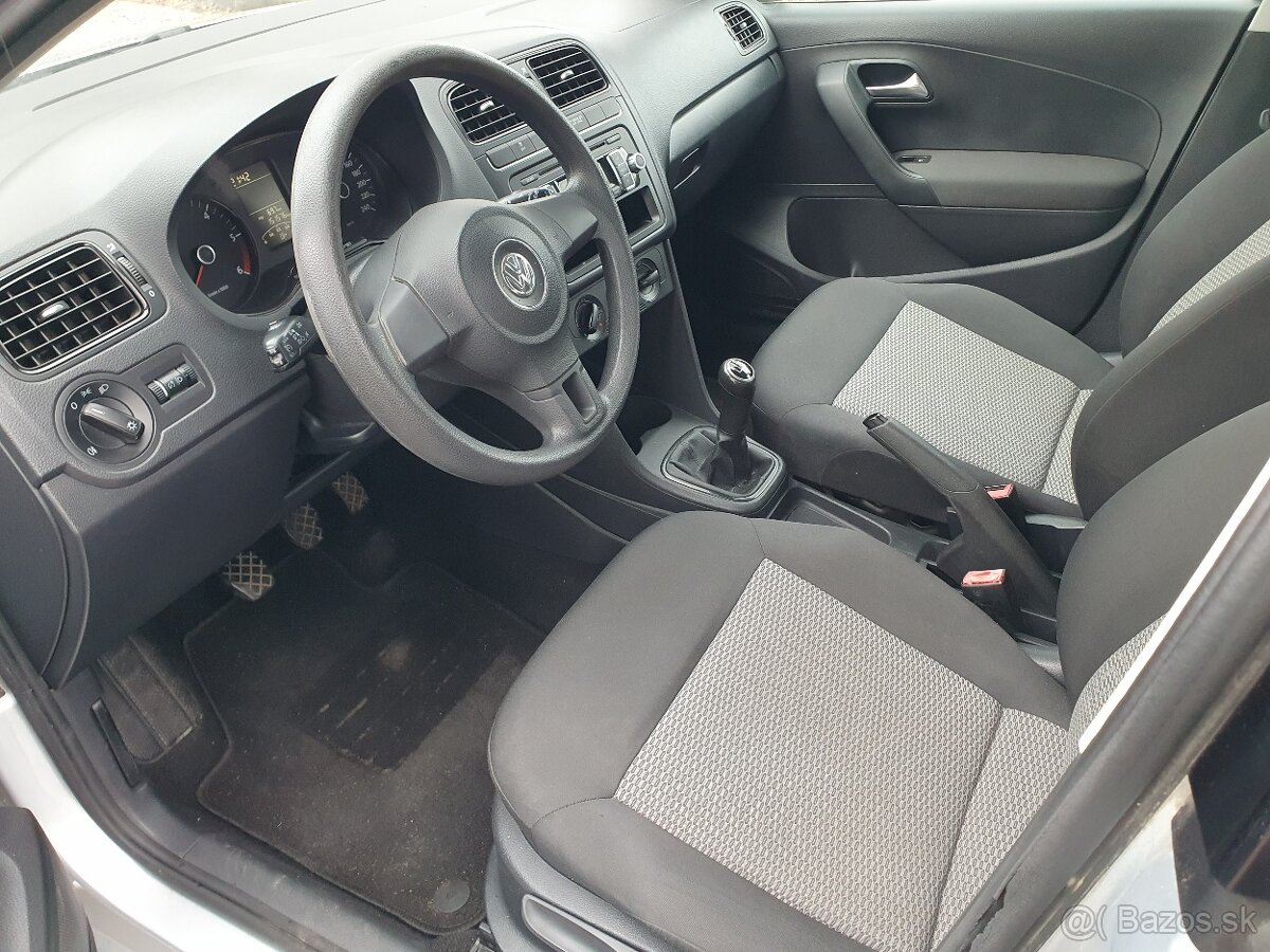 Volkswagen Polo 1.6 TDI Comfortline - 9