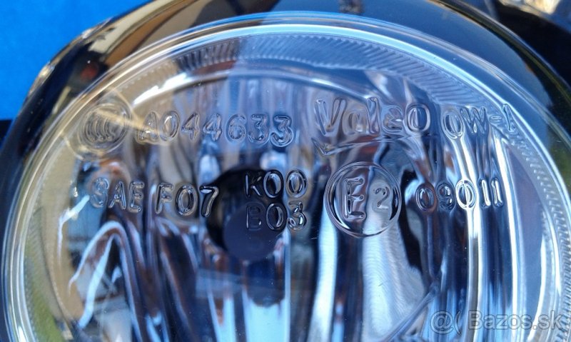 Predám predné hmlovky na Toyotu - 9