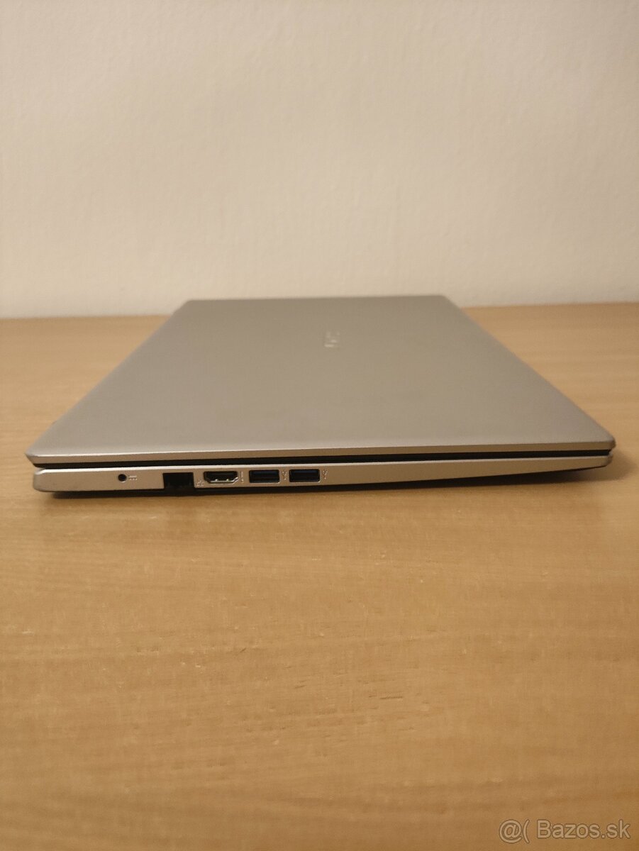 Acer A317-53 | Core i7 • 12GB RAM • 512GB SSD - 9