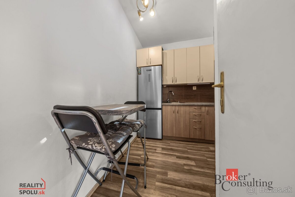 Na predaj 3izbový byt v centre Bratislavy - 9