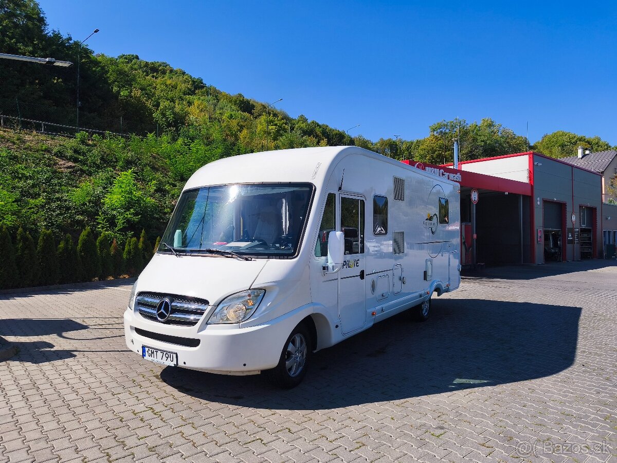 Predám autokaravan Integral Automat Mercedes Sprinter Pilote - 9