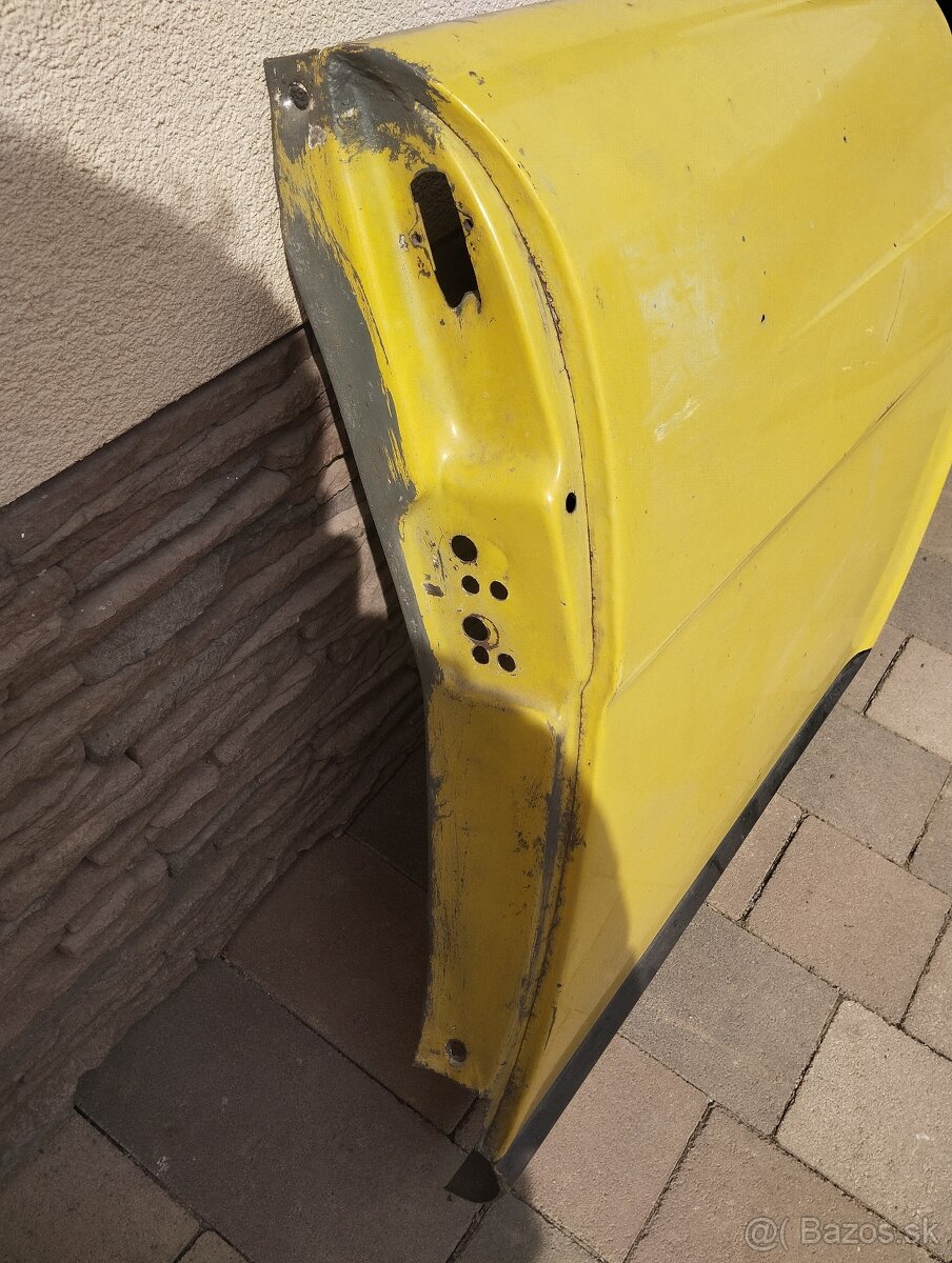 Zadný blatník Škoda 110R - 9