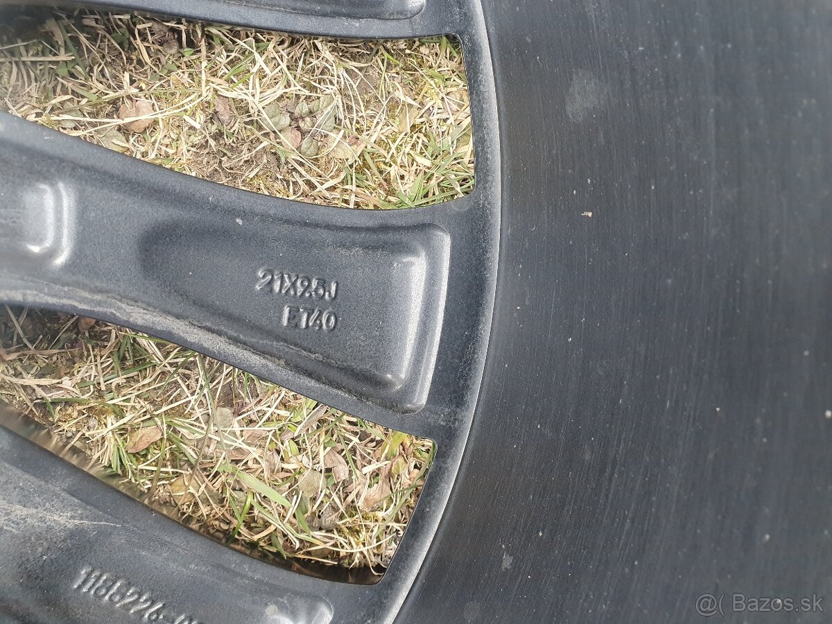 R 21" Performance "Uberturbine" Tesla letne - 9