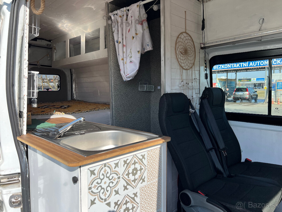 Obytná dodávka Ford Tranzit R.V.:2021 - 9