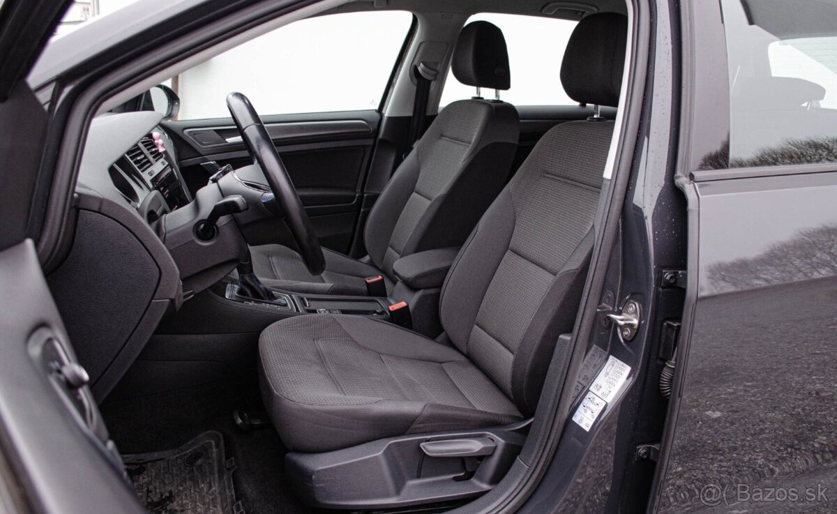 Volkswagen Golf e - 9