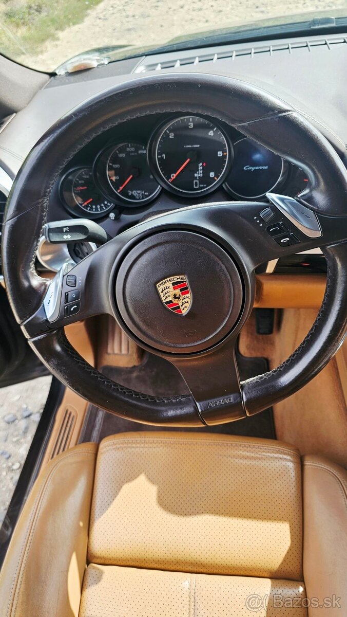 Porsche cayenne - 9