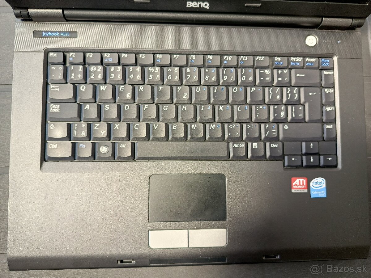 BenQ JoyBook A52E - 9