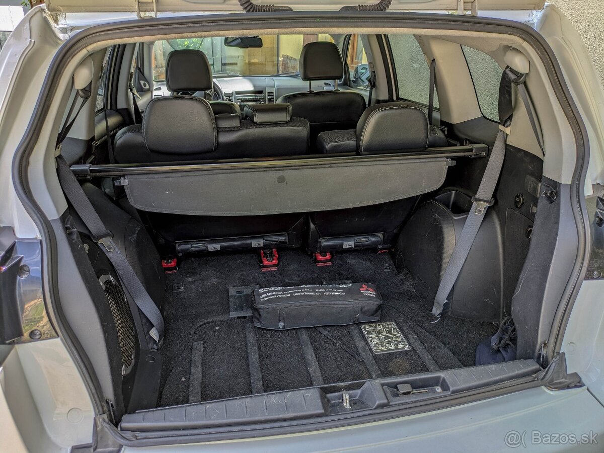 Mitsubishi Outlander 2.2 DI-D 130kW Intense+, 4x4, 7-miestne - 9