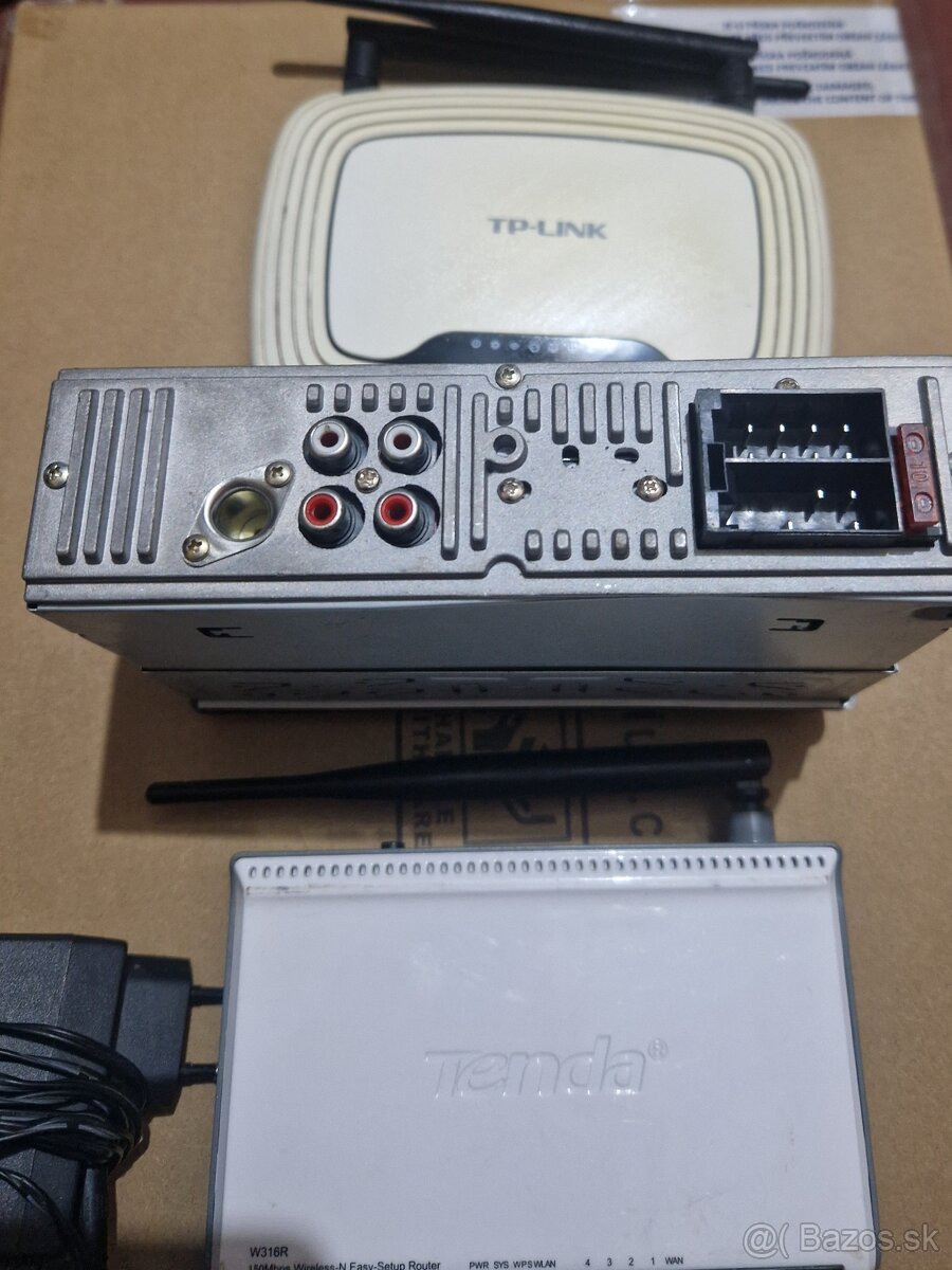 Predam notebook HP, ASUS, WIFI router, autoradio - 9