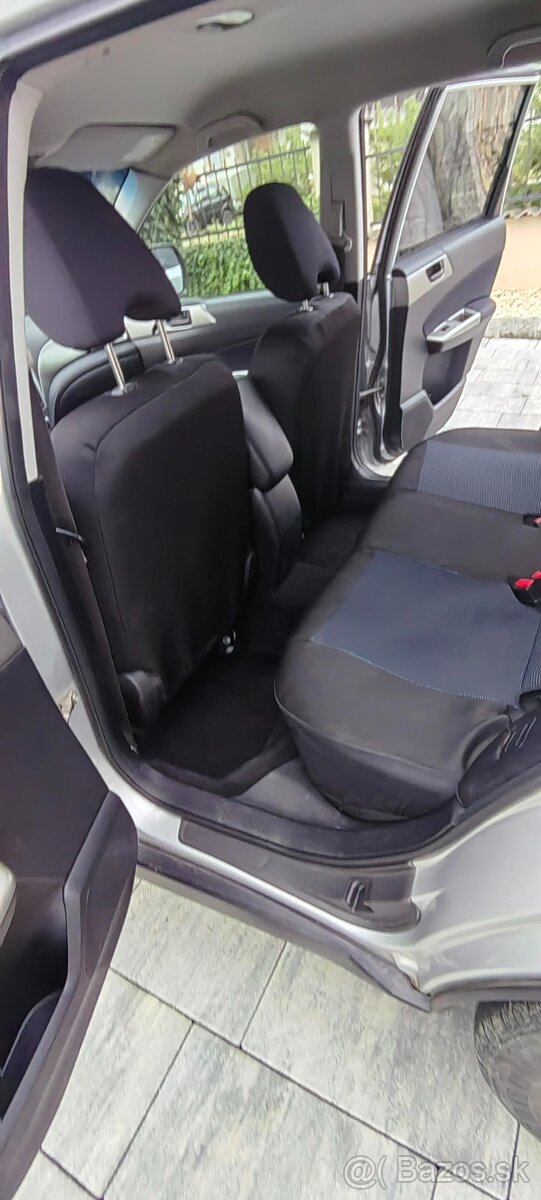 Predám Subaru Forester 2.0 D - 9