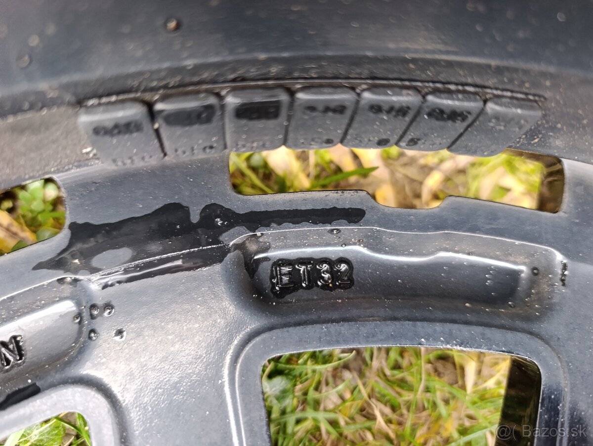 Mercedes AMG r20 - 9