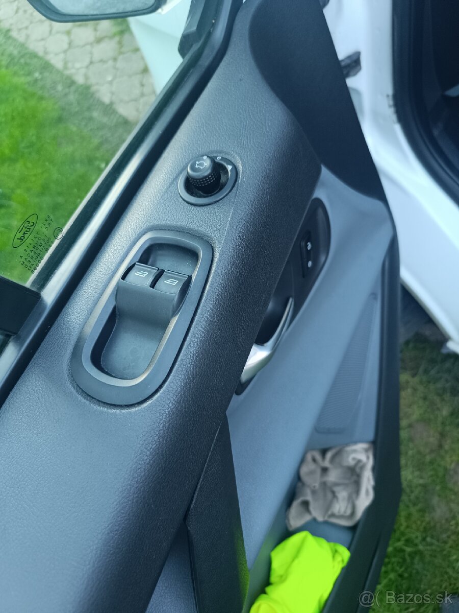 Ford Transit Custom - 9