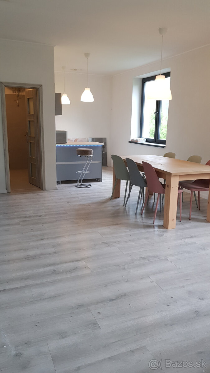 Predám budovu so 7 apartmánmi vo výstavbe vo Vyhniach. - 9