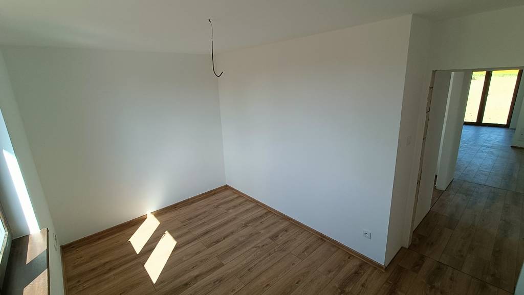 REZERVOVANÉ - RD novostavba obec HRUBOŇOVO - 9