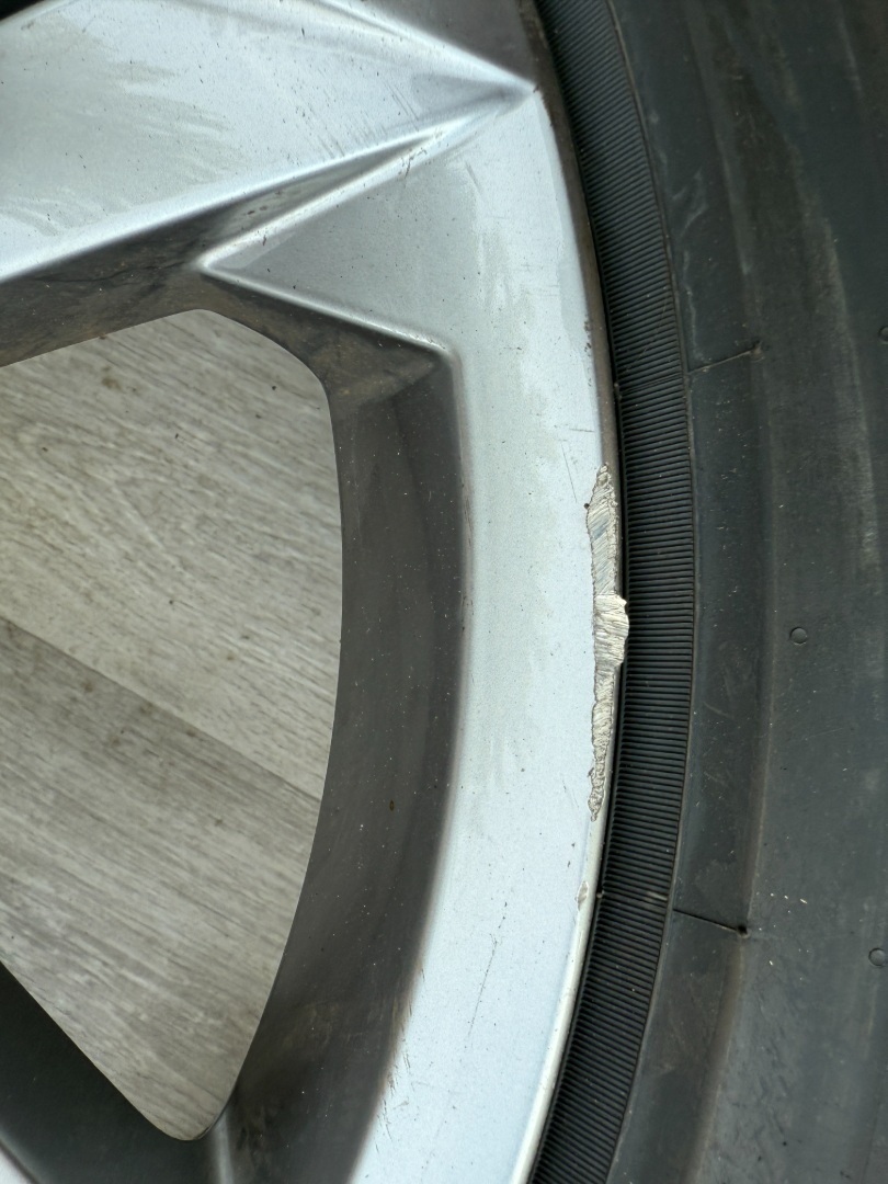 R19 ORIG.LETNÍ VW TIGUAN R LINE VALENCIA 255/45/19 - 9