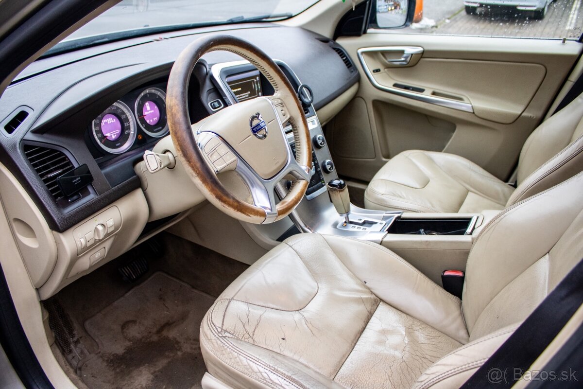Volvo XC60 2011 - 9