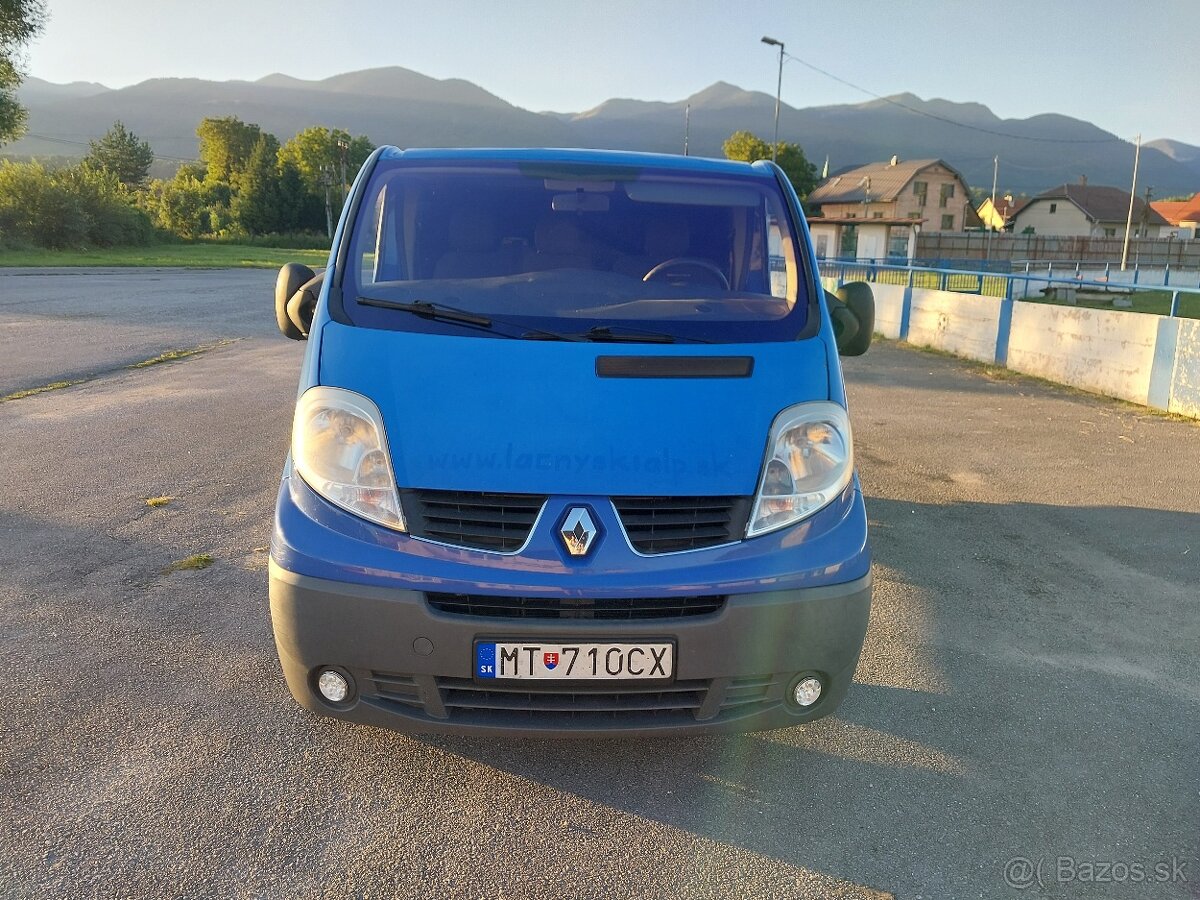 Renault Trafic 9 miestne - 9