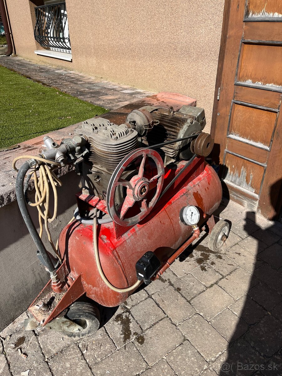 Vzduchovy kompresor - 9