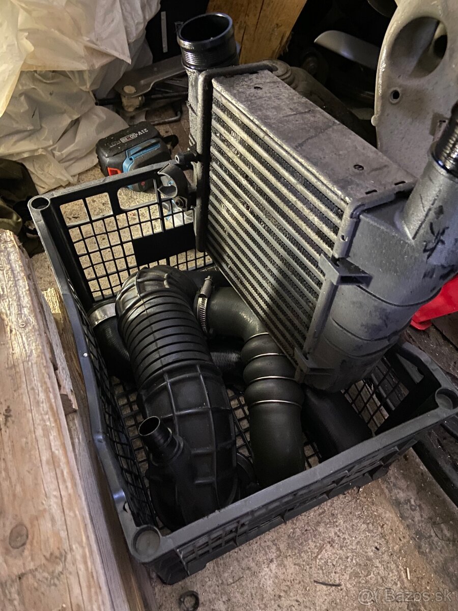 Diely Audi a4b7 2.0tdi 2006 - 9