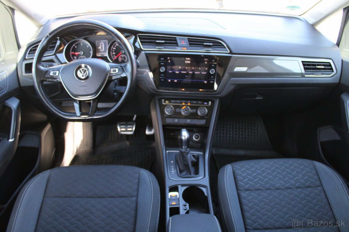 Volkswagen Touran 2.0 TDI SCR BMT - 9