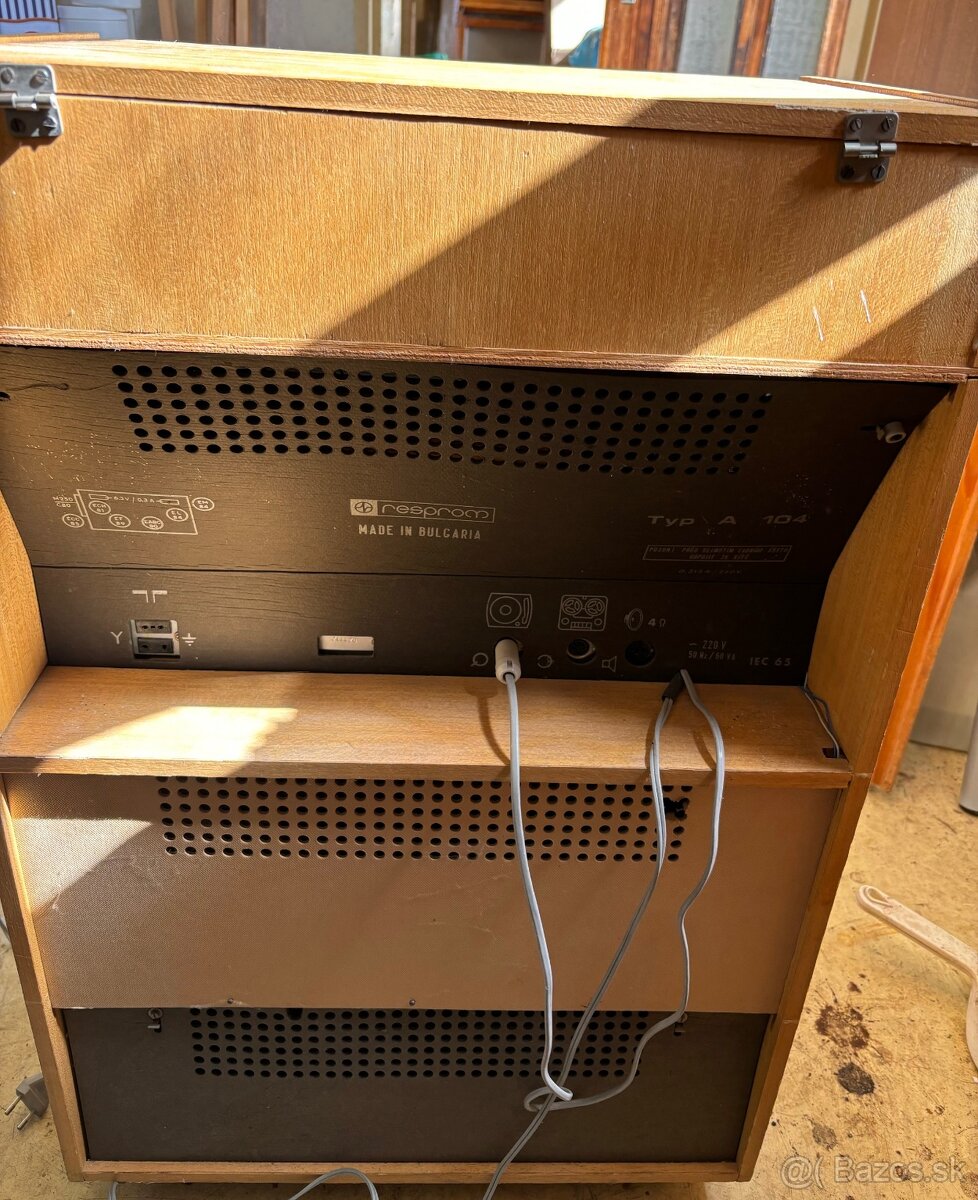 Predám gramorádio RESPROM A104, Akord - 9