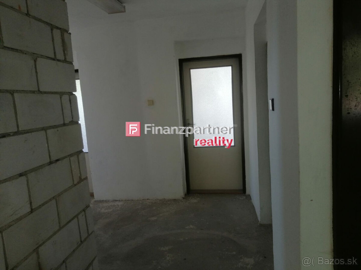 Dom s veľkým pozemkom - 9